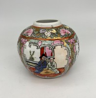 Chinese famille rose porcelain ginger jar vase, hand painted china japanese