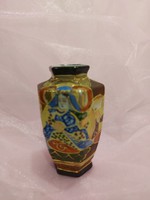 Very beautiful porcelain Japanese small vase