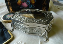Beautiful Art Nouveau metal jewelry box, centerpiece, box