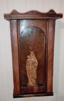 Key key cabinet medicine, relic holder showcase sculpture holder spicy pedestal, wall clock
