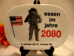 Emlék tányér űrhajós alakkal Malerwinkl Hatzendorf 1996 2 db egyben