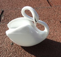 Hollóházi hattyú - porcelán figura