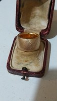 Széles tömör aranyozott ezüst gyűrű (55)