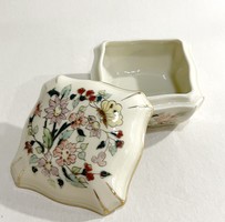 ZSOLNAY PORCELÁN PILLANGÓ MINTÁS BONBONIER,ÉKSZERTARTÓ