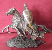 Régi olasz lovag szobor
