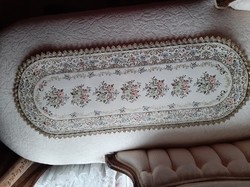 Sweet baroque runner with gold-thread weaving 73x35 cm
