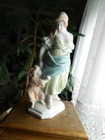 Herend porcelain: mother with child - monumental piece