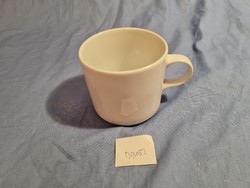 Lowland white mug