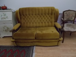 Kétszemélyes ,ágyazható kanapé