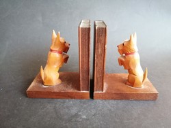 Könyvtámasz kutyákkal kutya fa, faragott- EP