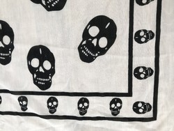 Skull patterned scarf scarf