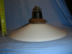 Porcelán lámpaernyő