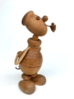 Fából készült régi Popeye tengerész, retro matróz popey figura