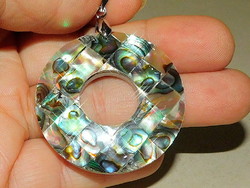 Abalone peacock shells also have a large pearl-bead side