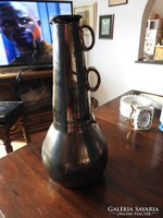 Iridescent, Eosin Glazed Ceramic Vase: Keramik Chris Vase / Damaged