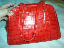 Vintage ESCADA piros bőrtáska