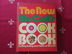 Mary Eckley - The New McCall's Cook Book / Red