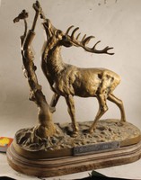 Bronzírozott nagyméretű vadászos fém szobor 261