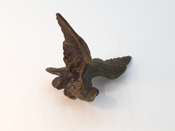 Bronz vagy réz turul madár szobor