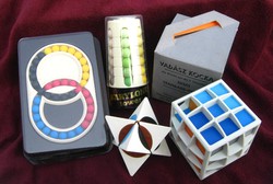 Logikai játék csomag bontatlan csomagolás Bábel, Vadász kocka, Dino Star stb. 80-as évek-rubik éra