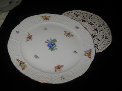 Herendi, flat, plate with butterfly, blue flower, 1941. Manufactured 25 cm