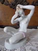 Aquincum kneeling nude