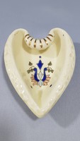 Zsolnay kézzel festett porcelán szív alakú gyűrűtartó tálka