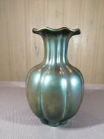 Eosin glazed zsolnay vase