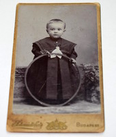 Antik keményhátú vizitfotó gyermek fotó Schmidt Ede  Budapest 10,8x6,5cm