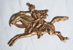 Bronz ugrató lovas huszár dombormű , plakett , dísztárgy 22 x 16 cm