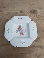 Enamel figured ashtray with ash nostalgia piece