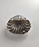 Silver shells with spherical legs