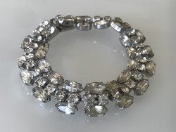Beautiful bracelet with shining crystals, 19 cm long