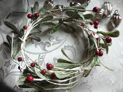 Berry garland or wreath