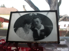 Photo special from the past - engaged couple