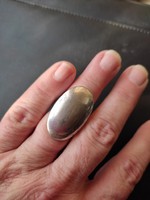 A simple yet spectacular 12.62 gram silver ring