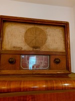 Old radio ornament