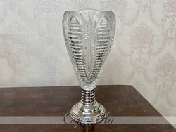 Ezüst talpú kristály váza 27 cm magas
