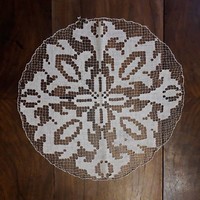 Hollóházi antique lace table centerpiece