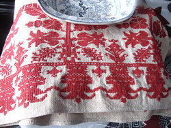 Csodaszép hímzett textil - torockói kézimunka