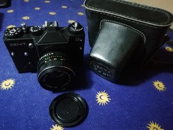 Retro zenit 11 camera with helios-44m-6 lens in original case