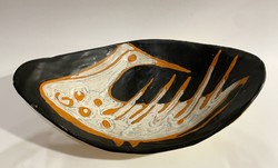Gorka livia bird in ceramic bowl