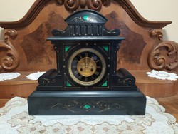 Müködő 1800-as évekből nagyméretű asztali kandalló óra!