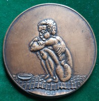 László Csontos: Hungry (1979), bronze plaque