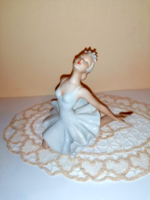 Gyönyörű Wallendorf "a hattyú halála"  porcelán balerina