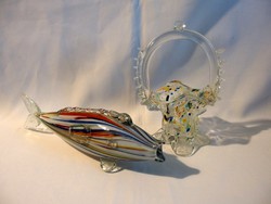 Régi Muránói, vagy jellegű üveg füles kosár 18 cm magas és hal 26 cm hosszú