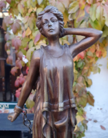 CAPTIVE a rab nő - bronz szobor