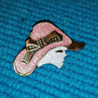 Hat lady brooch, pin (20)