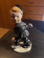 Kéményseprő fiúcska kerámia figura
