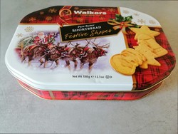 Karácsonyi jelenetes Walkers skót kekszes fémdoboz